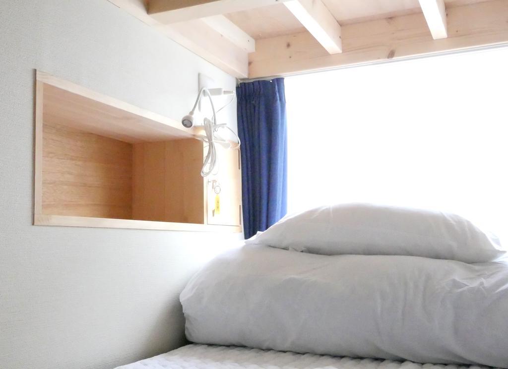 Guest House Onoya Ōsaka Extérieur photo
