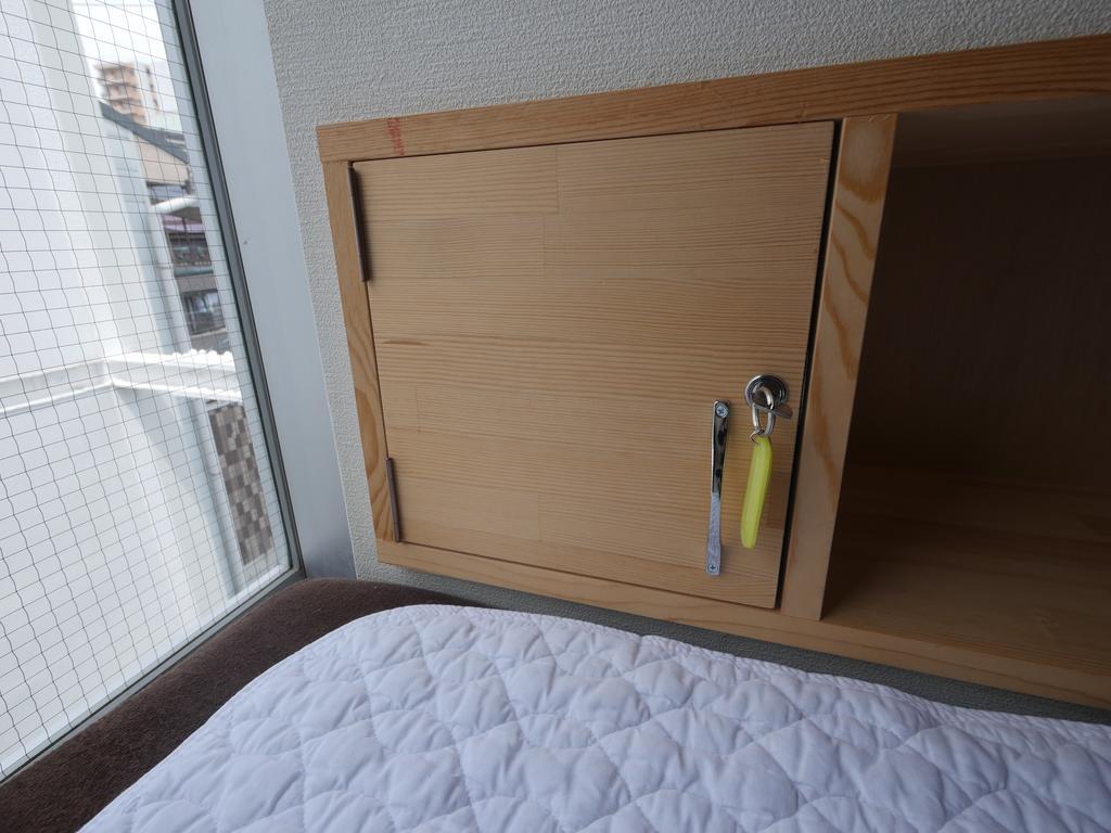 Guest House Onoya Ōsaka Extérieur photo