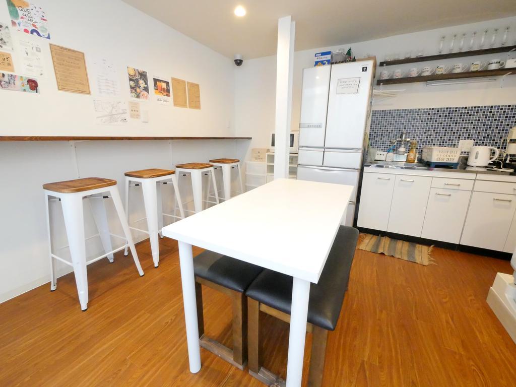 Guest House Onoya Ōsaka Extérieur photo